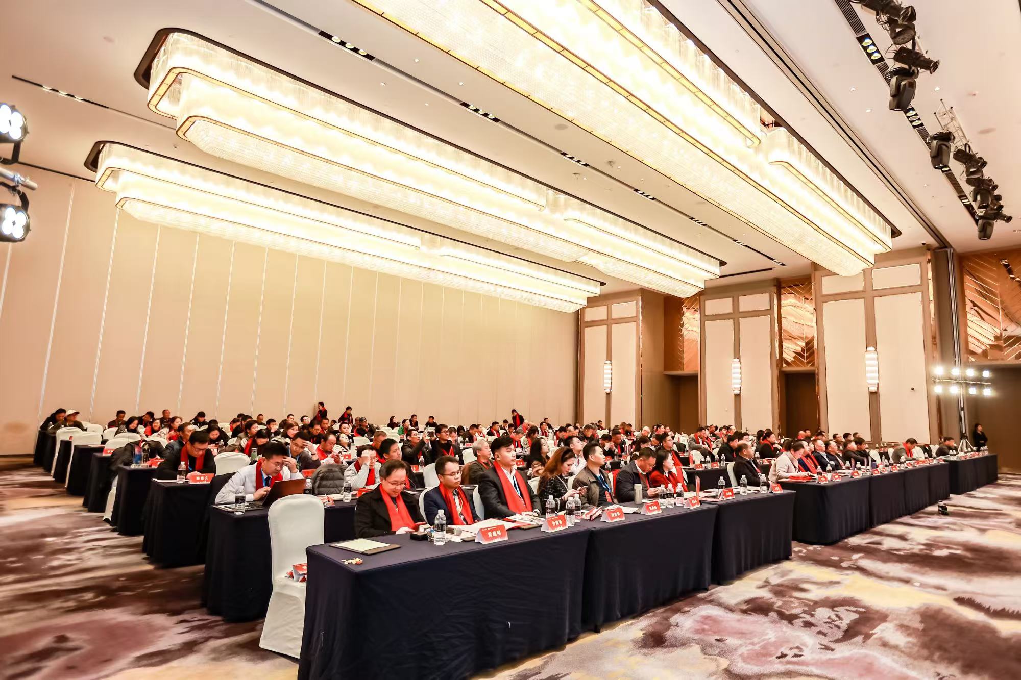 1734941509821347.jpg 6d7bae45ff3ebc3d6a3754b77c2c024.jpg